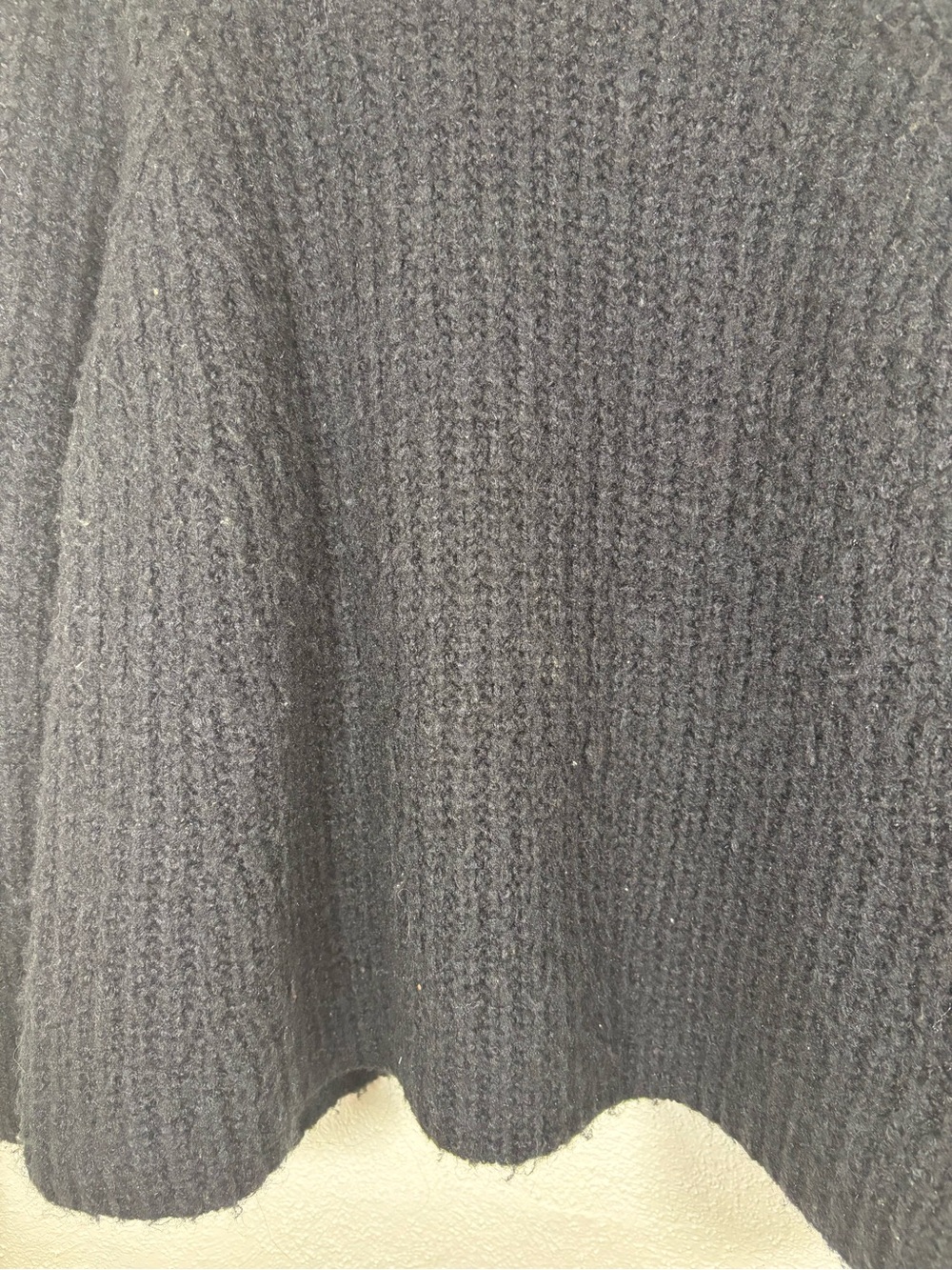 FARM Rio Sweater - Picture 2 of 6